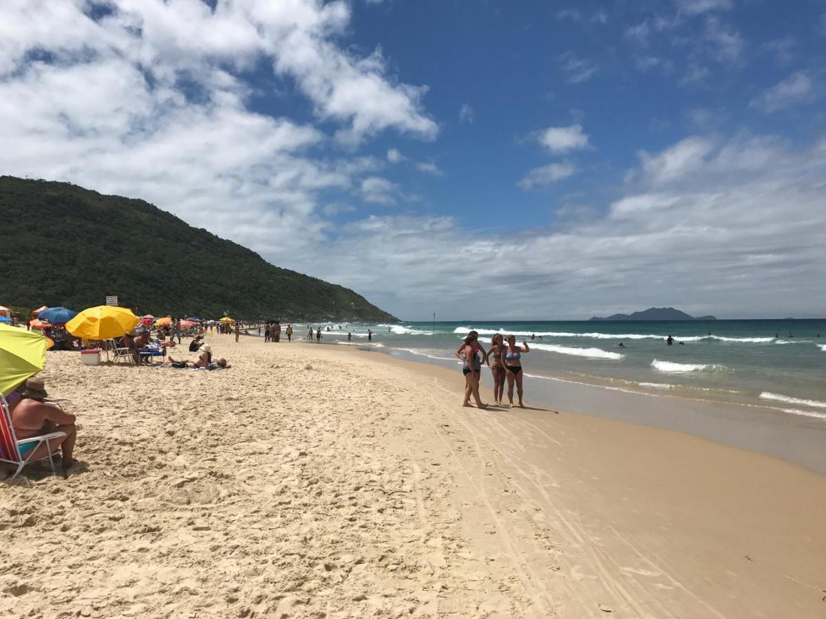 Appartamento Apartamento Maravilhoso Em Florianopolis Na Praia Dos Ingleses Com Piscina Esterno foto