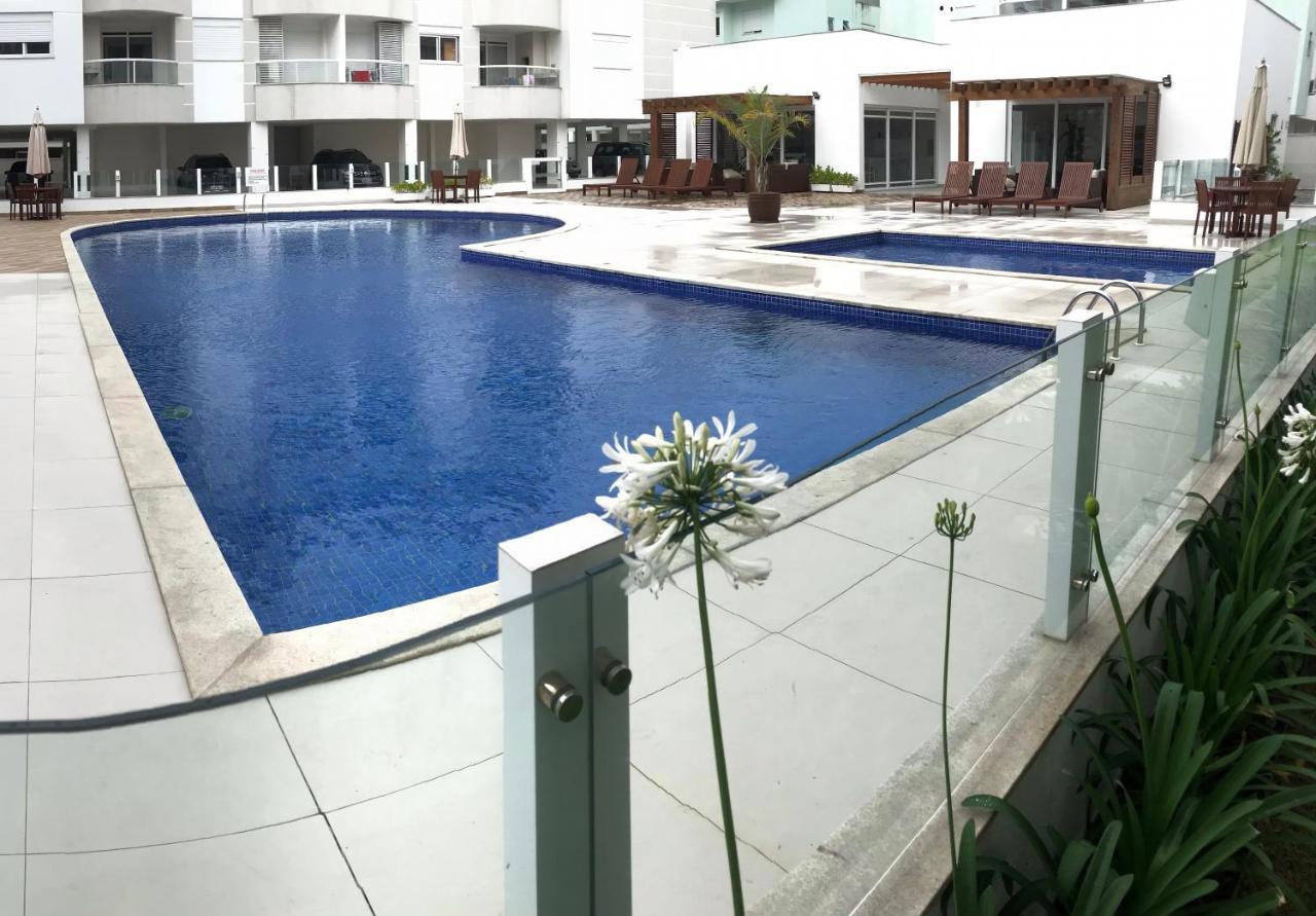 Appartamento Apartamento Maravilhoso Em Florianopolis Na Praia Dos Ingleses Com Piscina Esterno foto